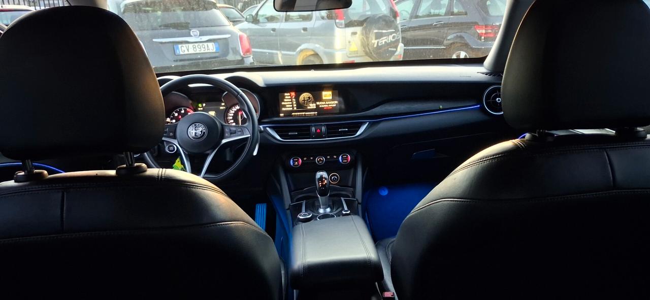 Alfa Romeo Stelvio executive 180cv "distribuzione fatta"