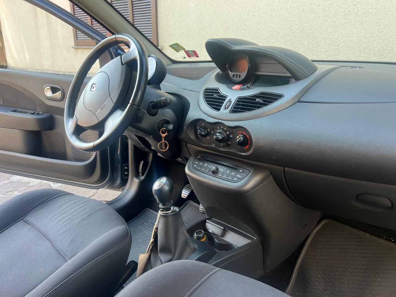 Renault Twingo 1.2 16V TCE Dynamique