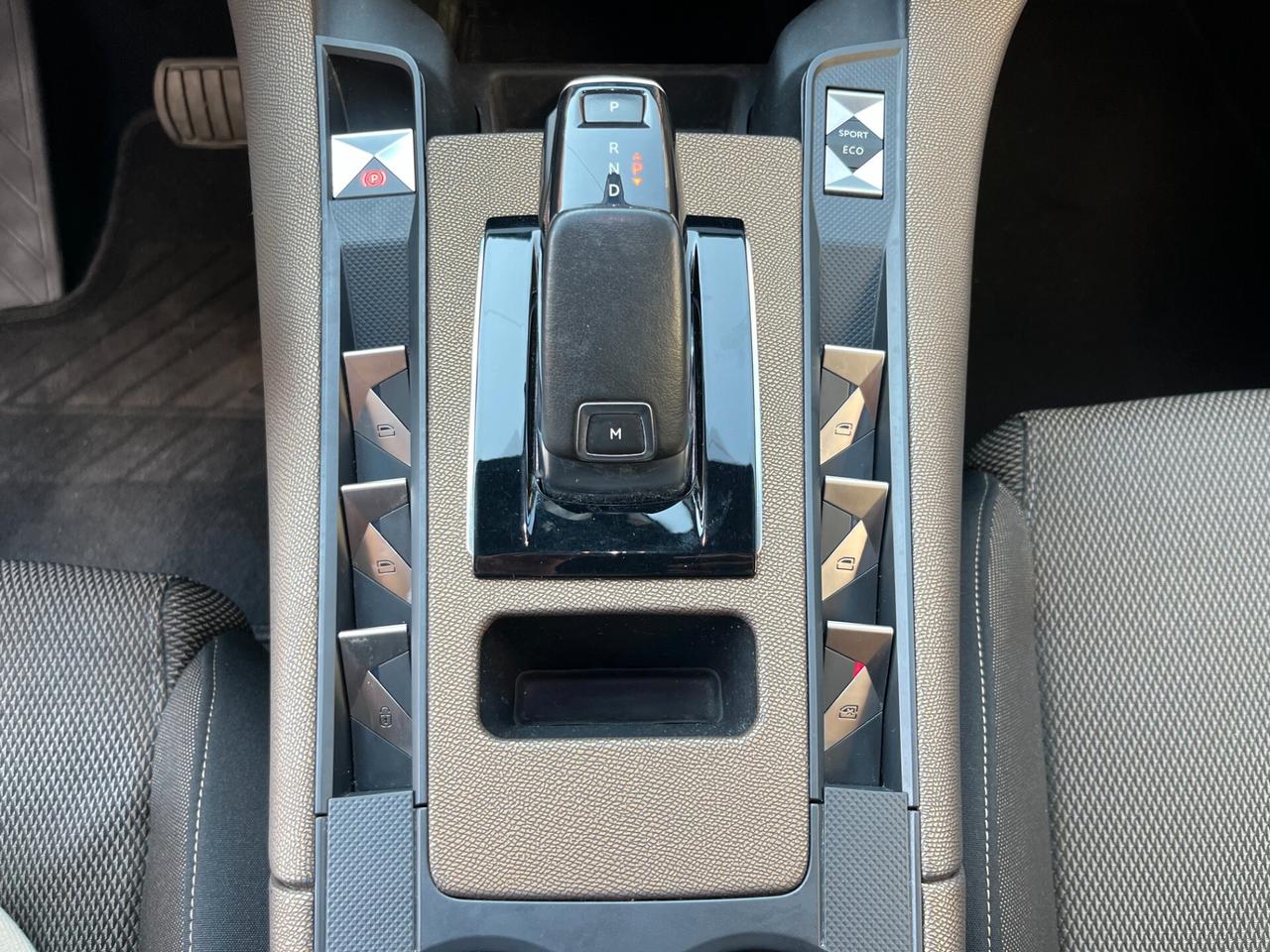 Ds 7 Crossback BlueHDi 130 aut. Performance Line