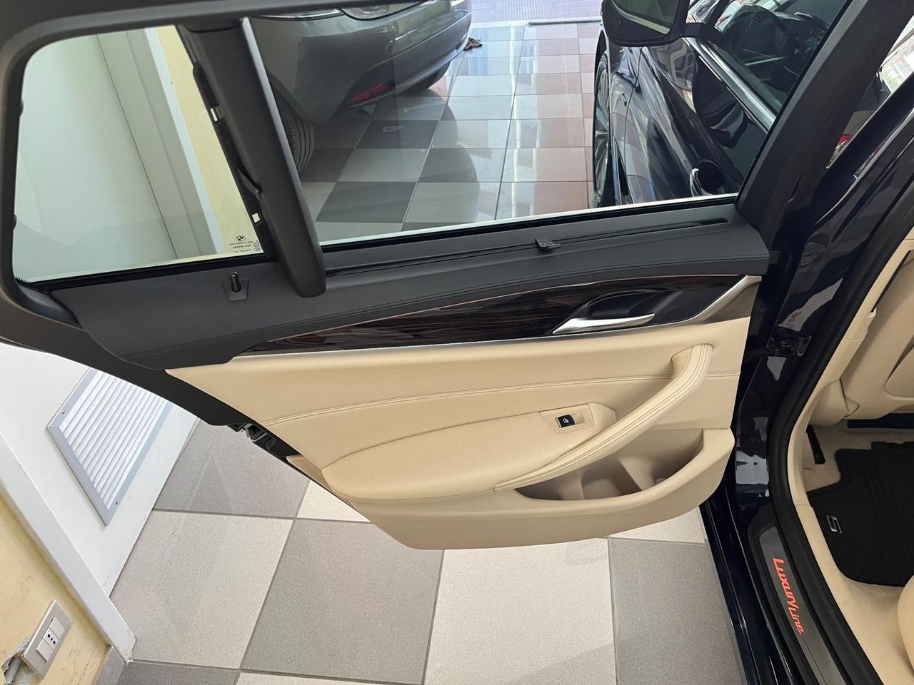 Bmw 520d xDrive Touring Luxury Line