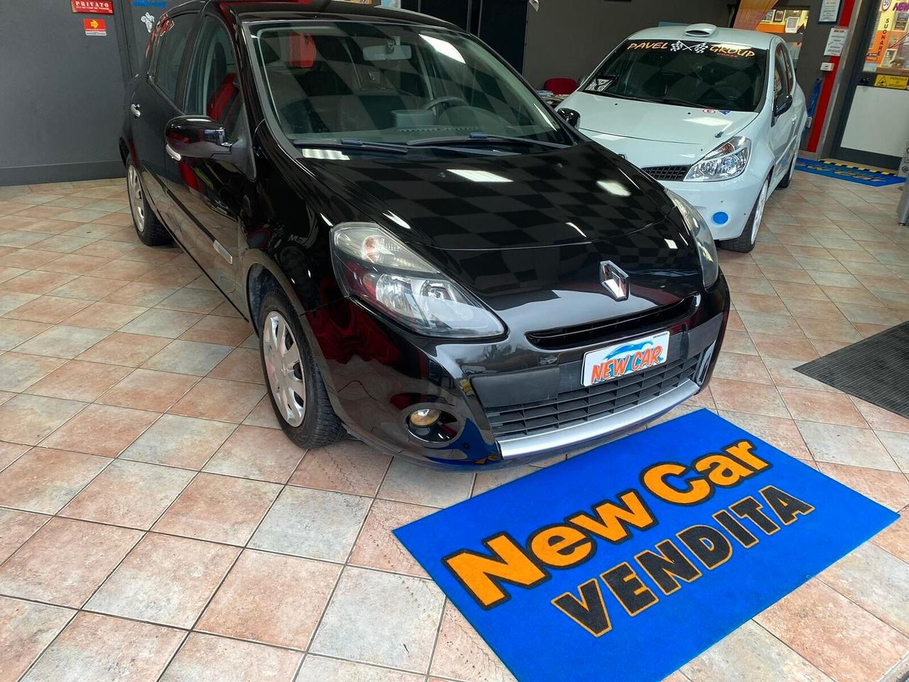 Renault Clio 1.2 16V 5 porte Dynamique