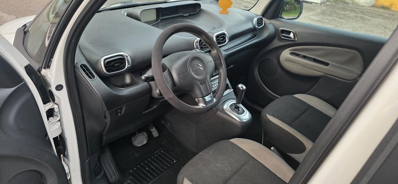 Citroen C4 Picasso White