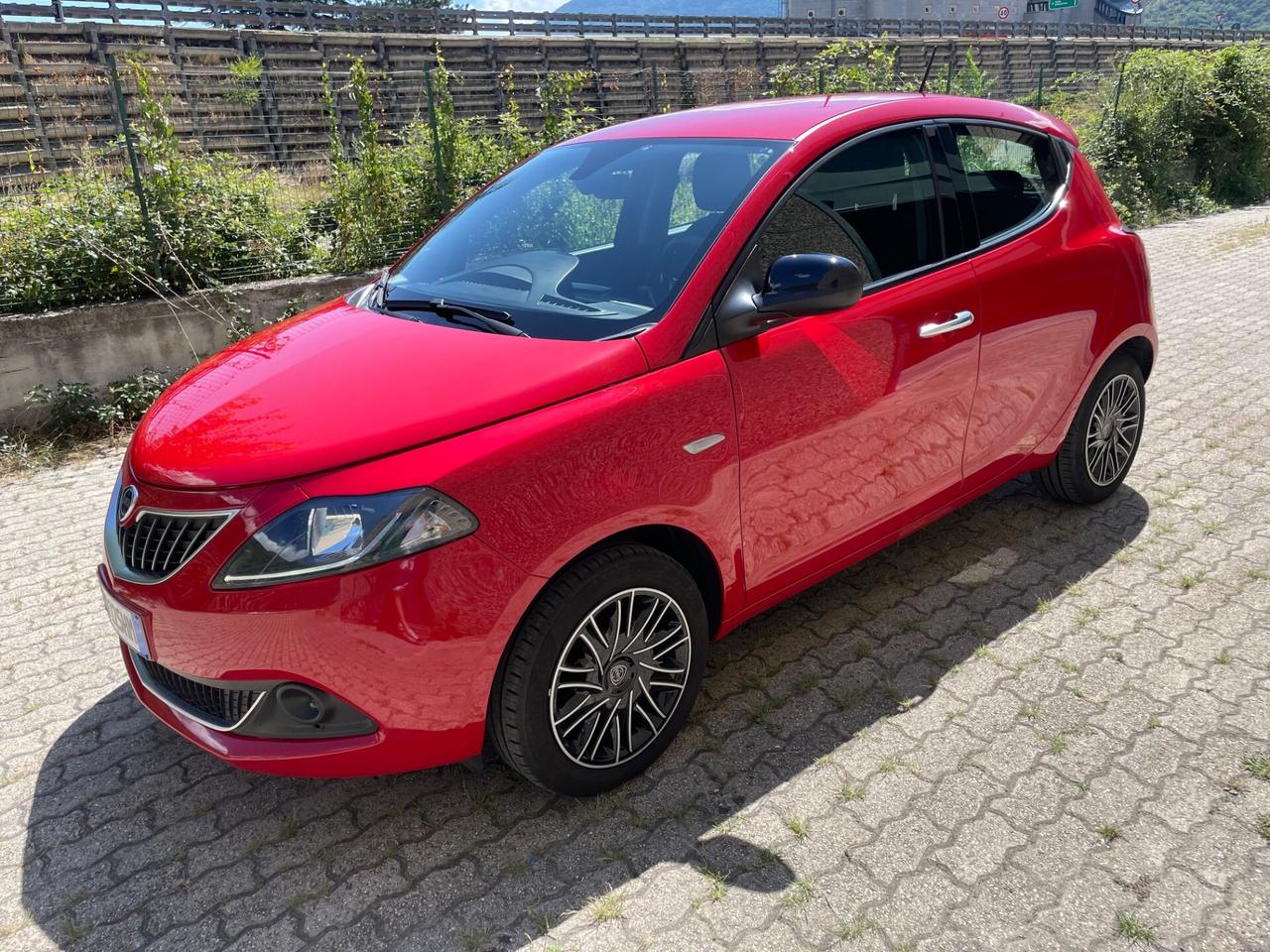 Lancia Ypsilon 1.2 69 CV GPL Ecochic Silver plus