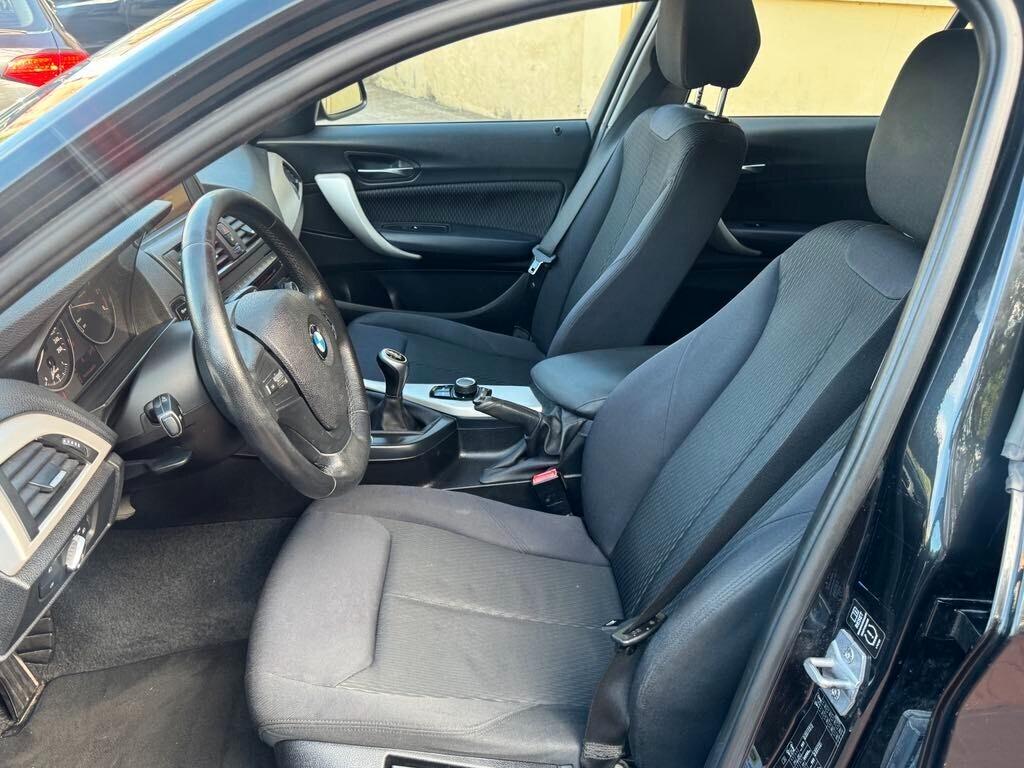 Bmw 118 2.0 2013 d 5p. Unique