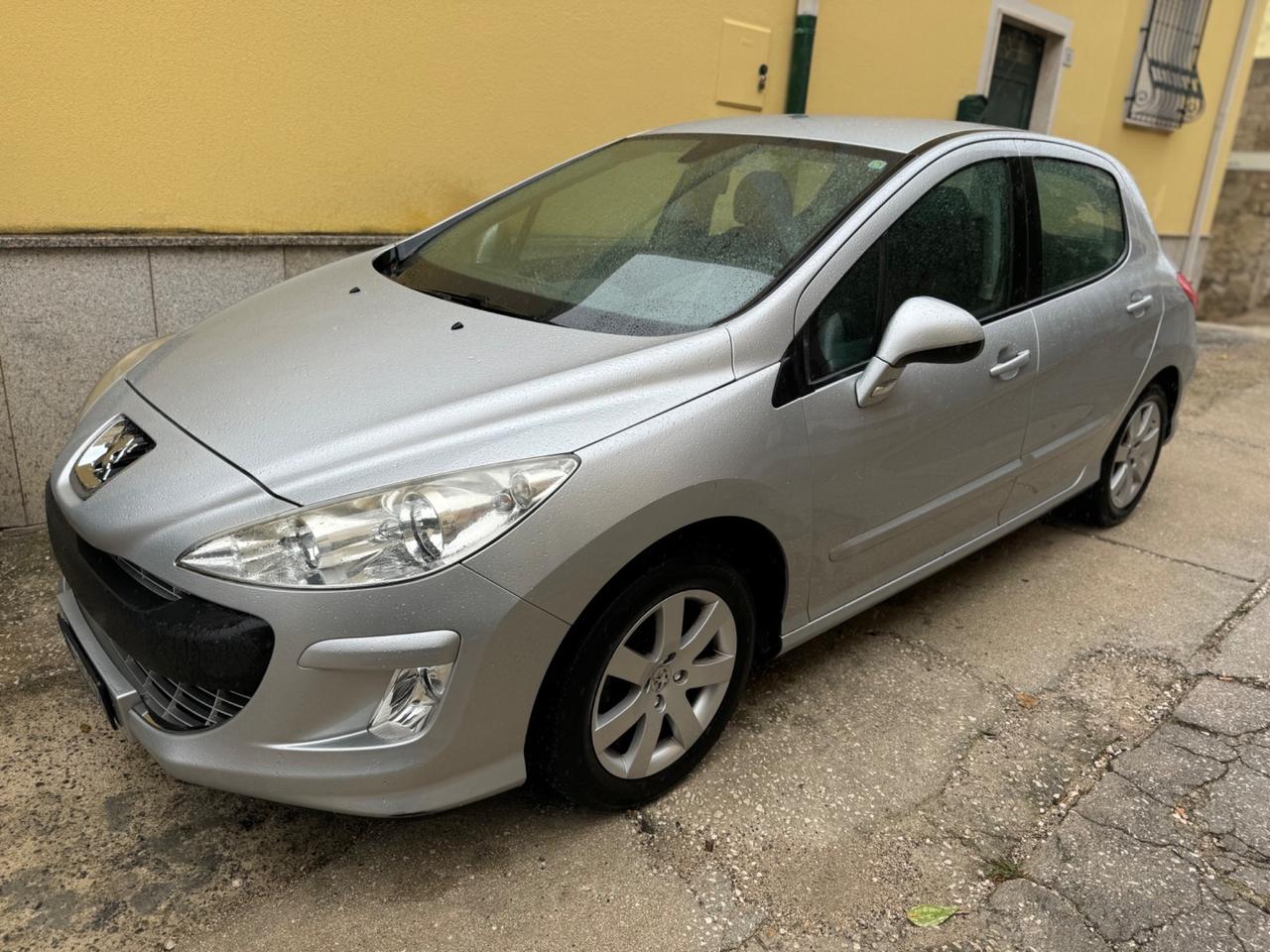 Peugeot 308 1.6 VTi 120CV 5p. Premium