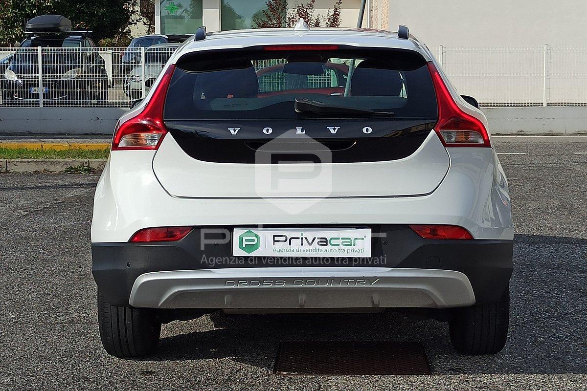 VOLVO V40 Cross Country D2 Kinetic