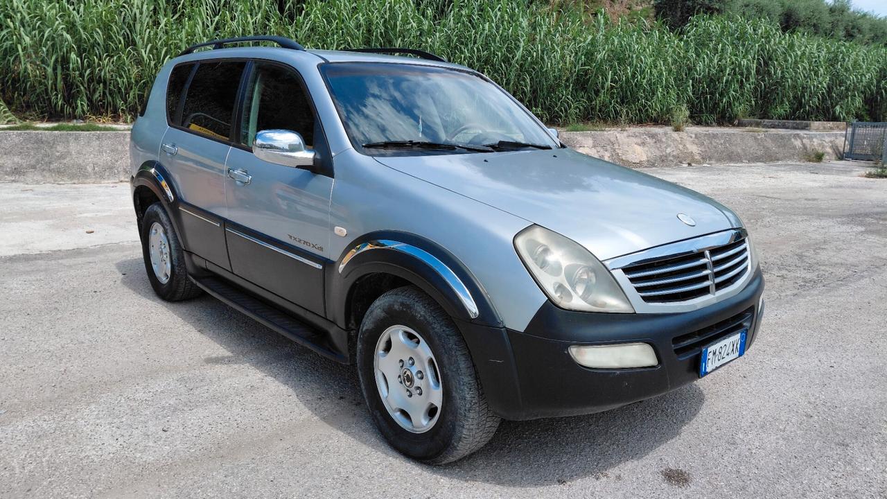 Ssangyong REXTON 2.7 XDi cat Premium 2 TOD