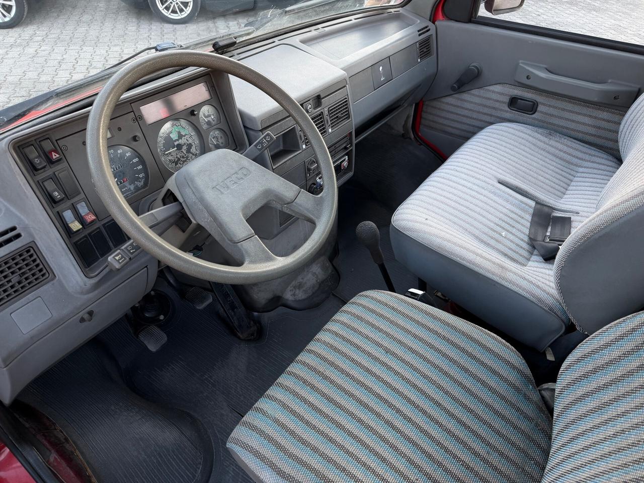 Iveco Daily 35.10 2.5 TD Scarrabile Isoli