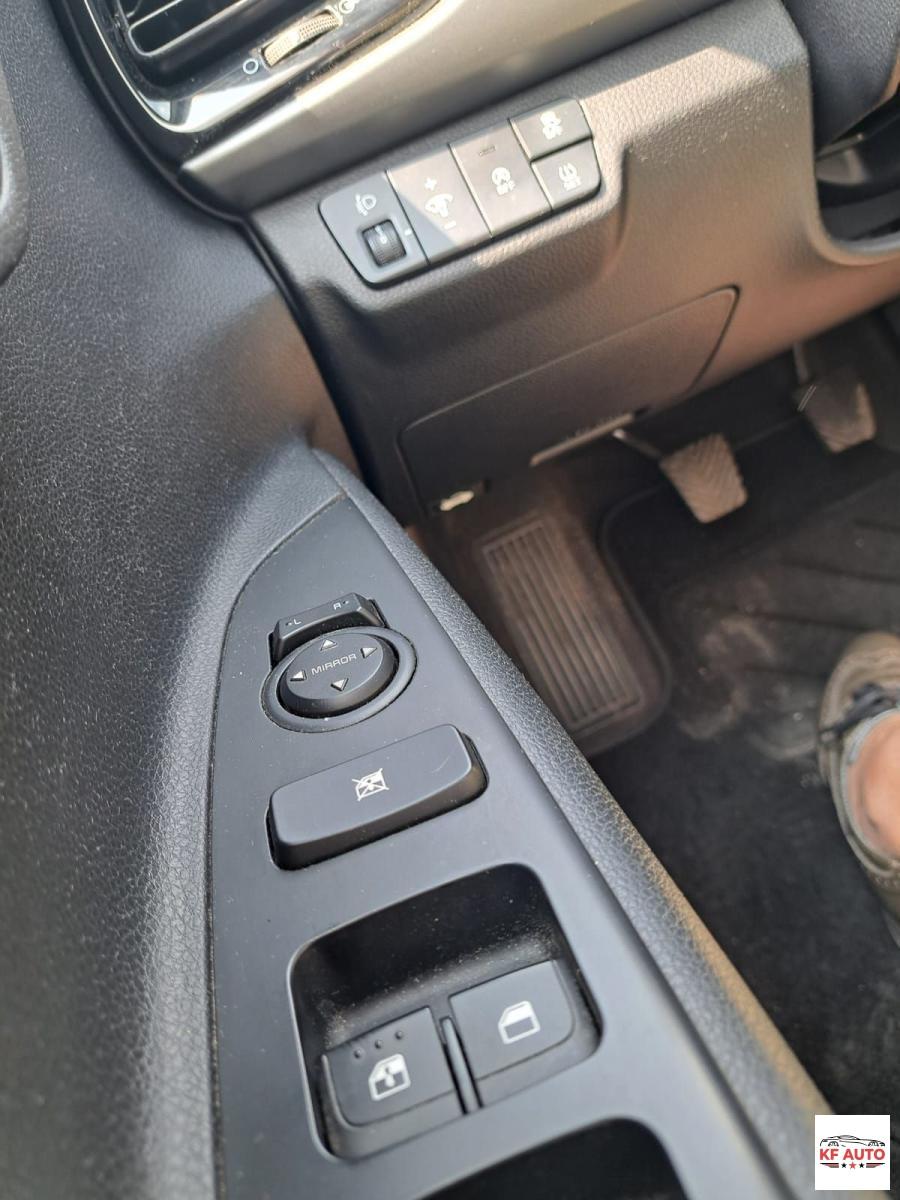 KIA - Rio 1.2 dpi Style 84cv