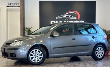 Volkswagen Golf 1.6 16V FSI 5p. Sportline