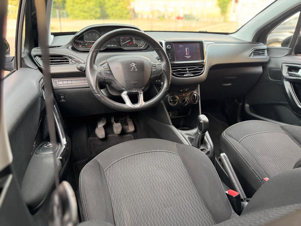 Peugeot 208 ANNO 2017 1.2 BENZINA 5 PORTE