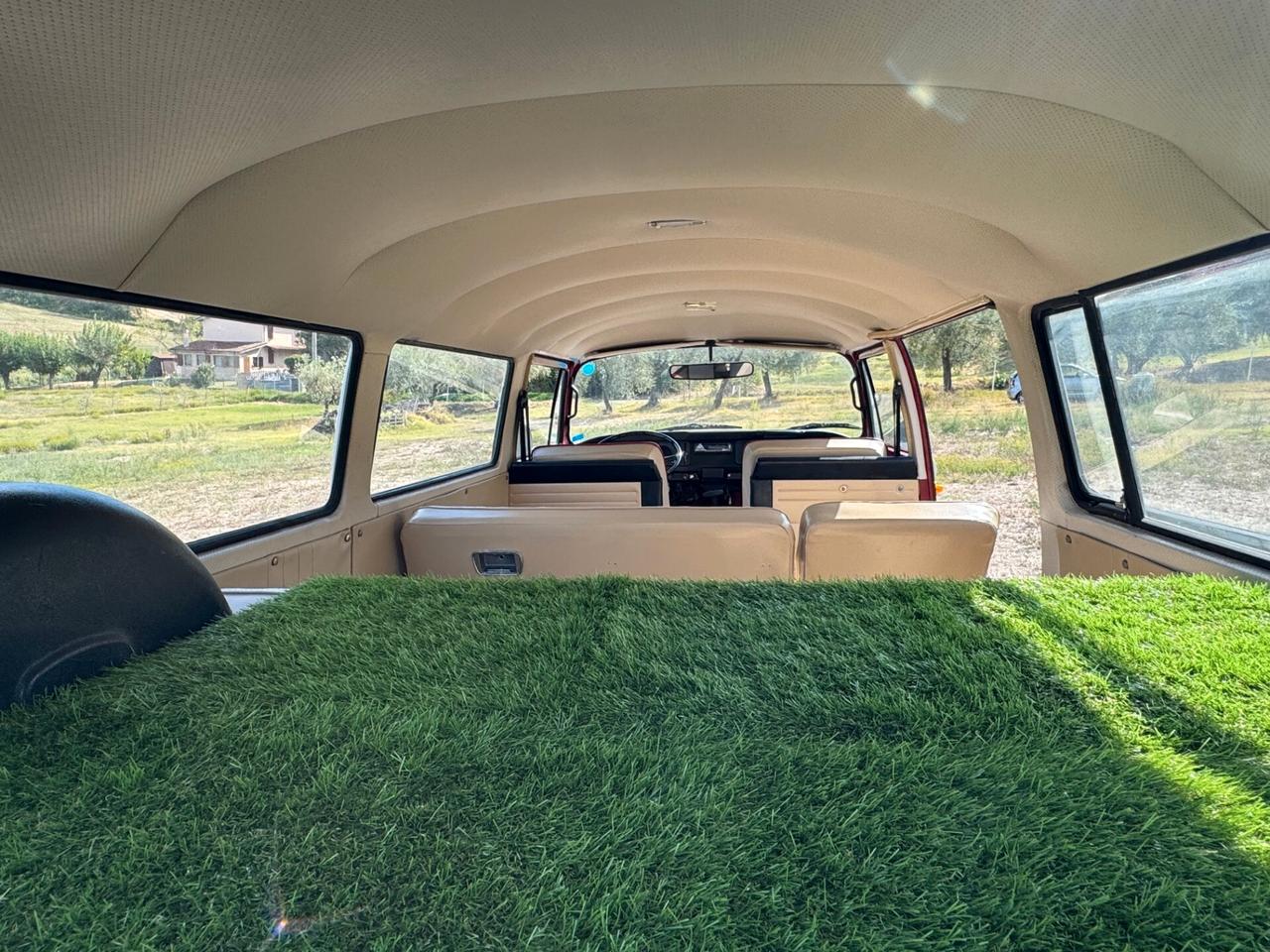 Volkswagen T2 bicolor