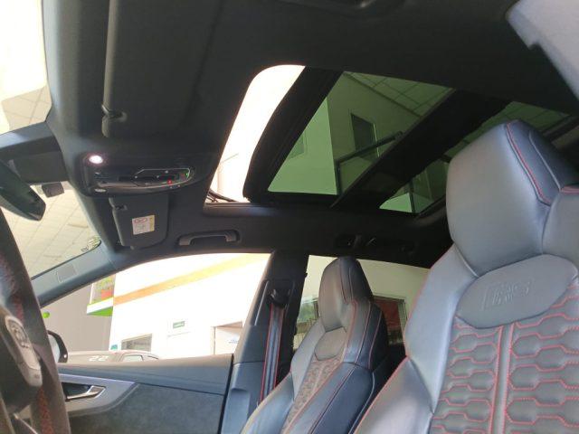 AUDI RS Q8 TFSI V8 quattro tiptronic CARBOCERAMIC/AKRAPOVIC