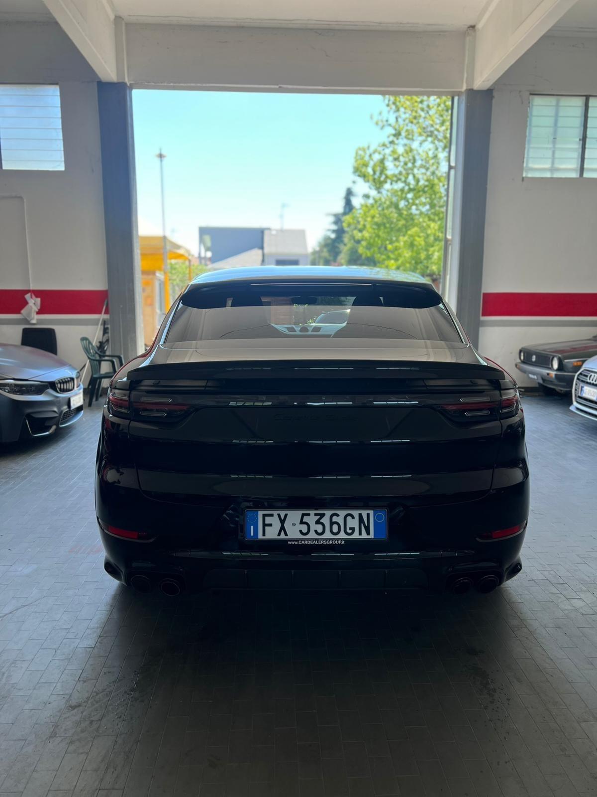Porsche Cayenne Coupé 4.0 V8 Turbo