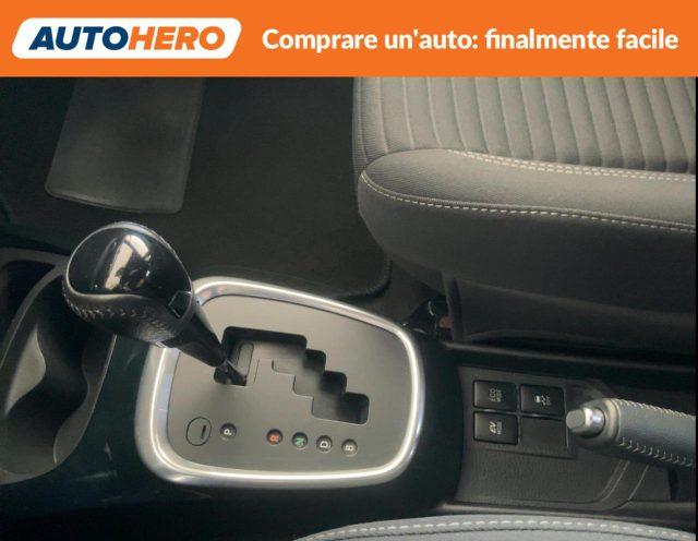 TOYOTA Yaris 1.5 Hybrid 5 porte Trend "White Edition"