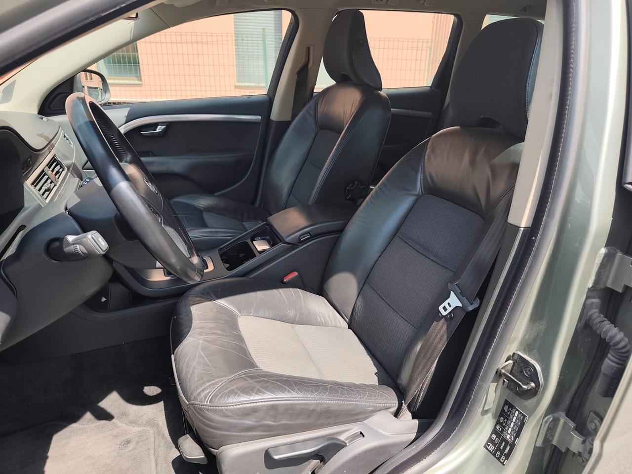 Volvo V70 2.4 D5 Summum frizione nuova