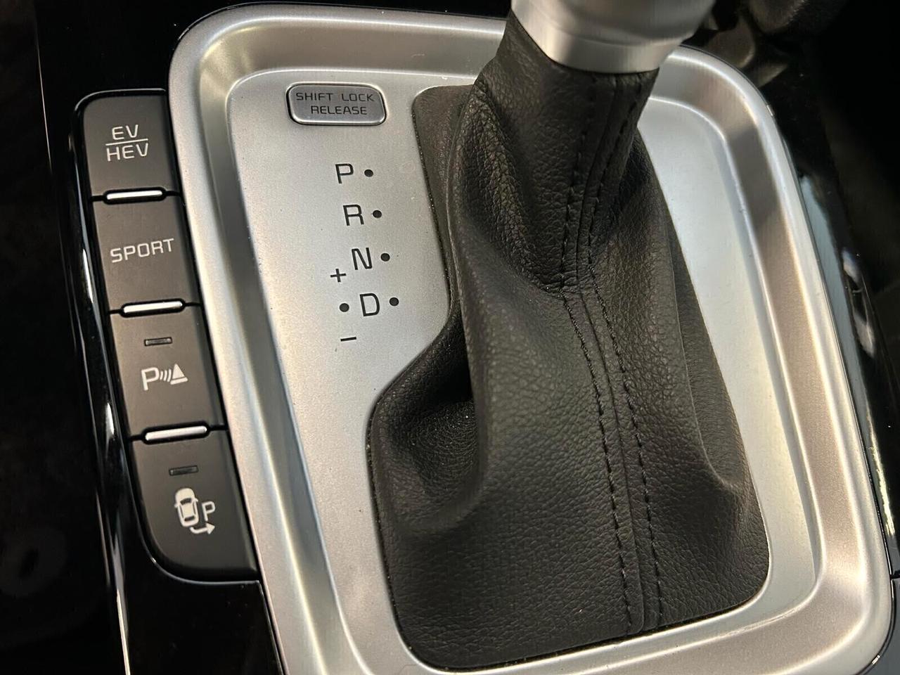 Kia XCeed EVOLUTION 1.6 GDi PHEV DCT TETTO PELLE