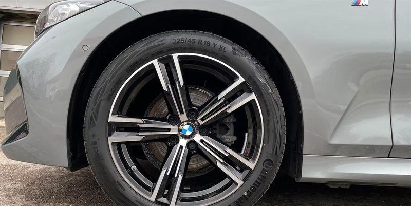 BMW Serie 3 318i MSport Touring auto Pelle Camera 18"
