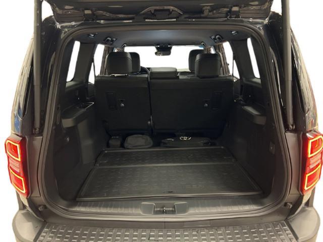 TOYOTA Land Cruiser 2.8 D4D A/T AWD Adventure