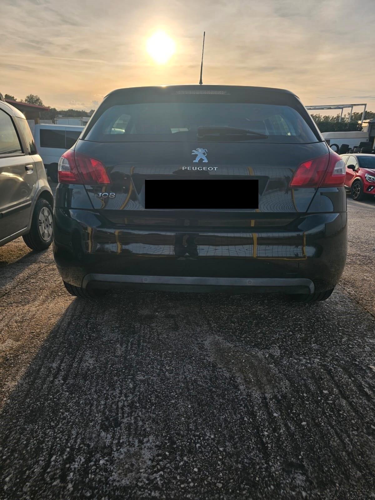 Peugeot 308 1.6 e-HDi 115 CV Stop&Start Allure