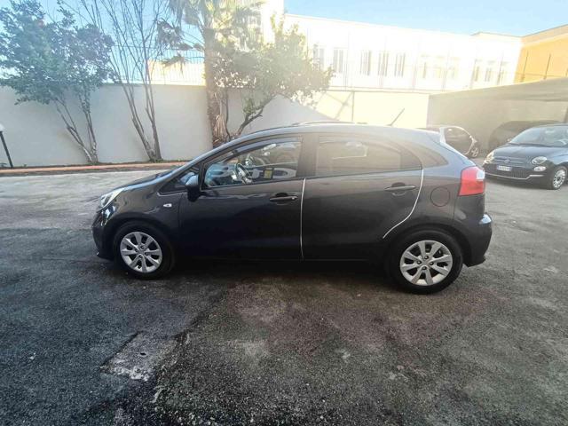 KIA Rio 1.1 CRDi 5p. Cool