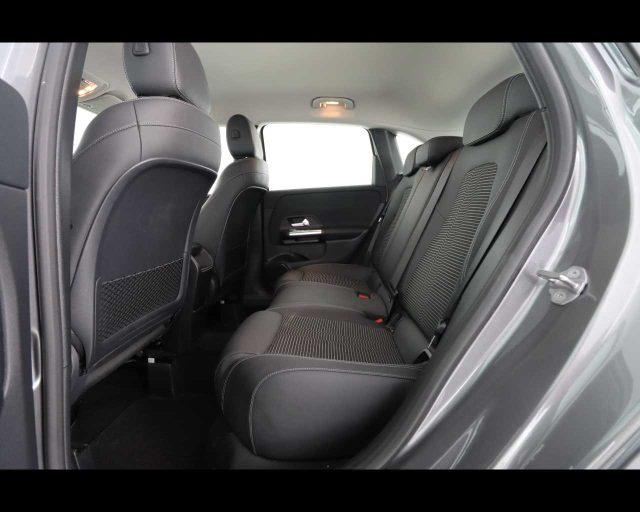 MERCEDES-BENZ B 180 d Automatic Sport