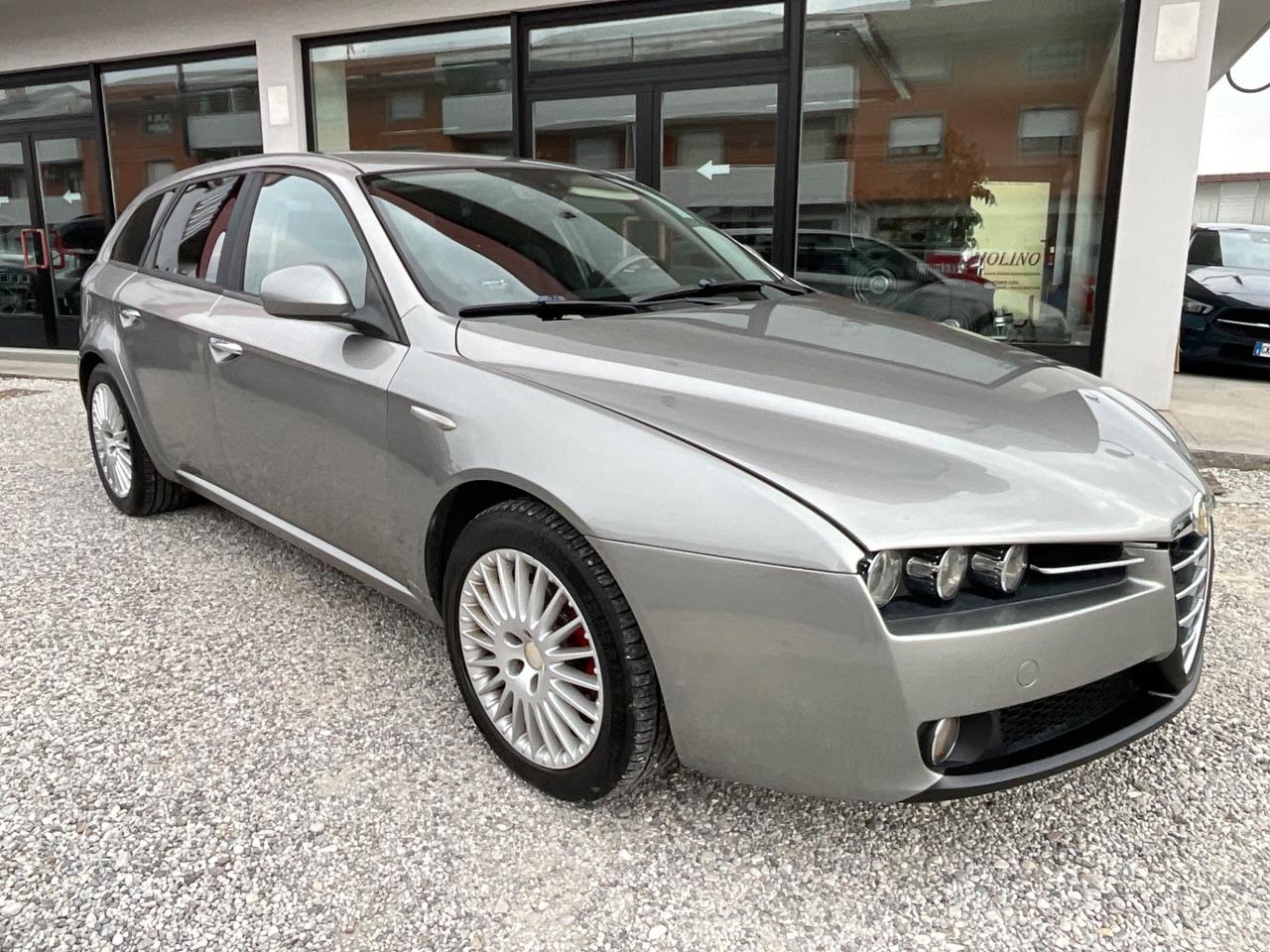 Alfa Romeo 159 1.9 JTDm Sportwagon Distinctive