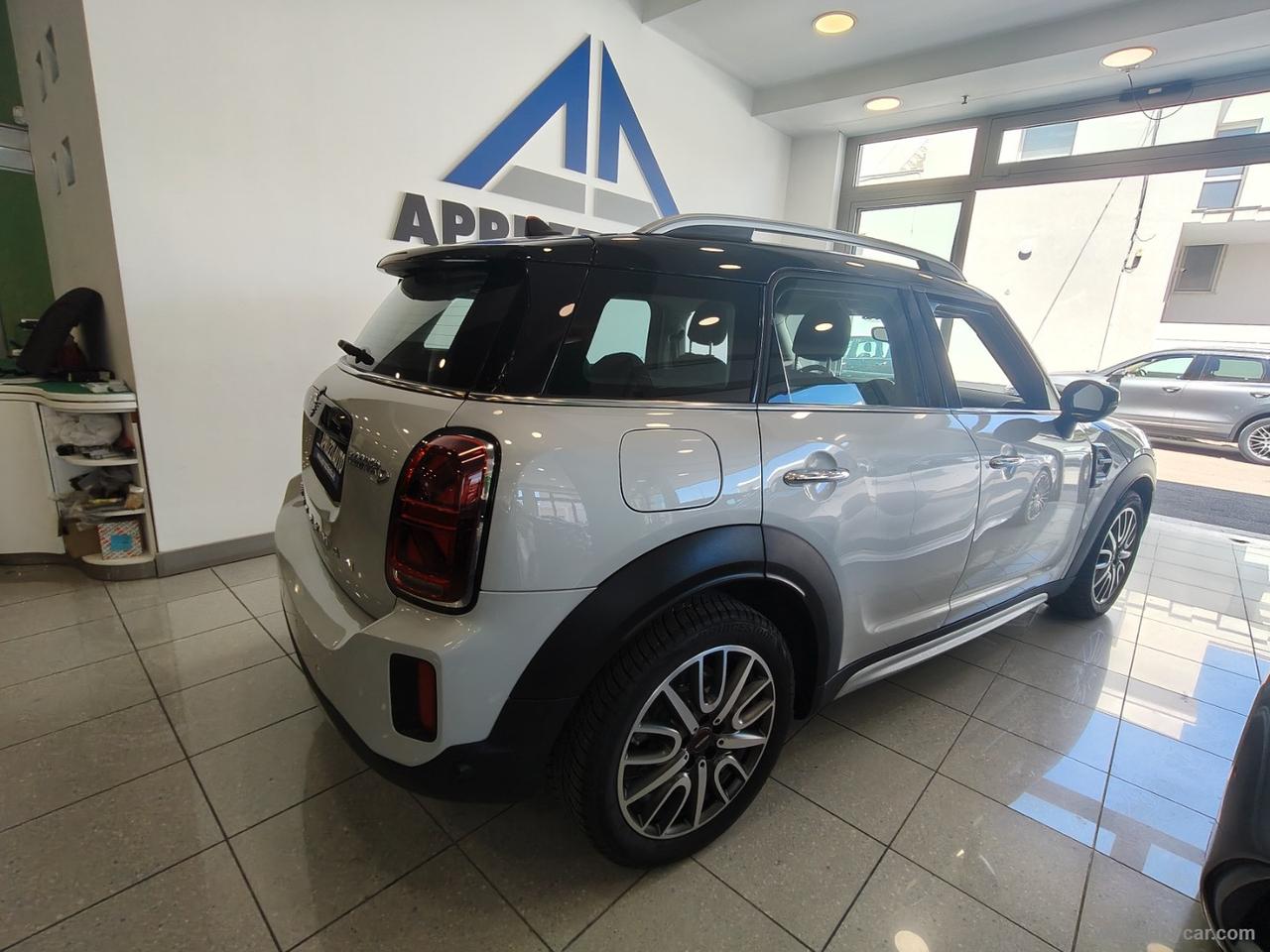 MINI Mini Cooper D HYPE Countryman Aut.