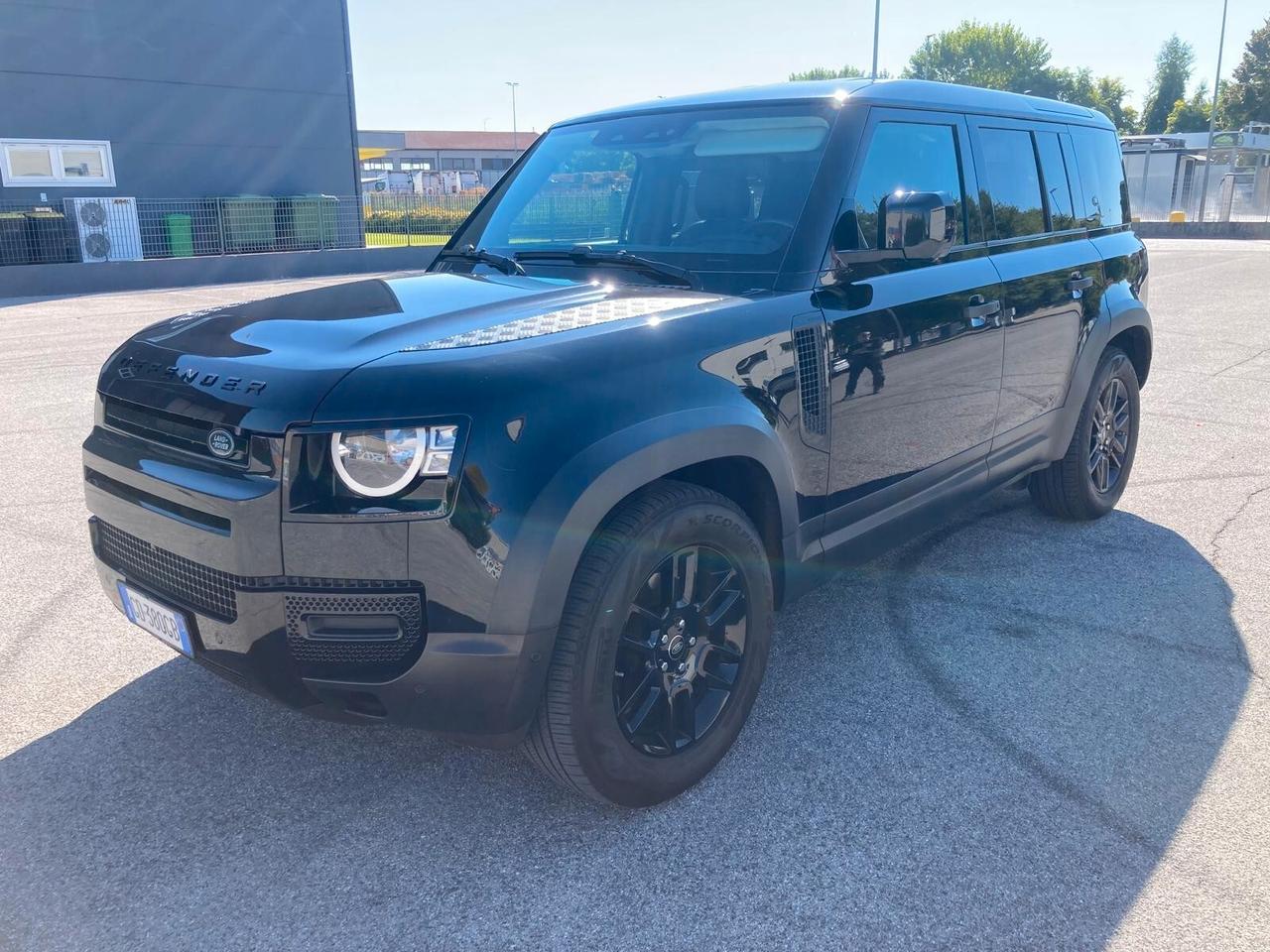 Land Rover Defender 110 2.0 SD4 240CV AWD Auto 72 Yrs. WEB Edition