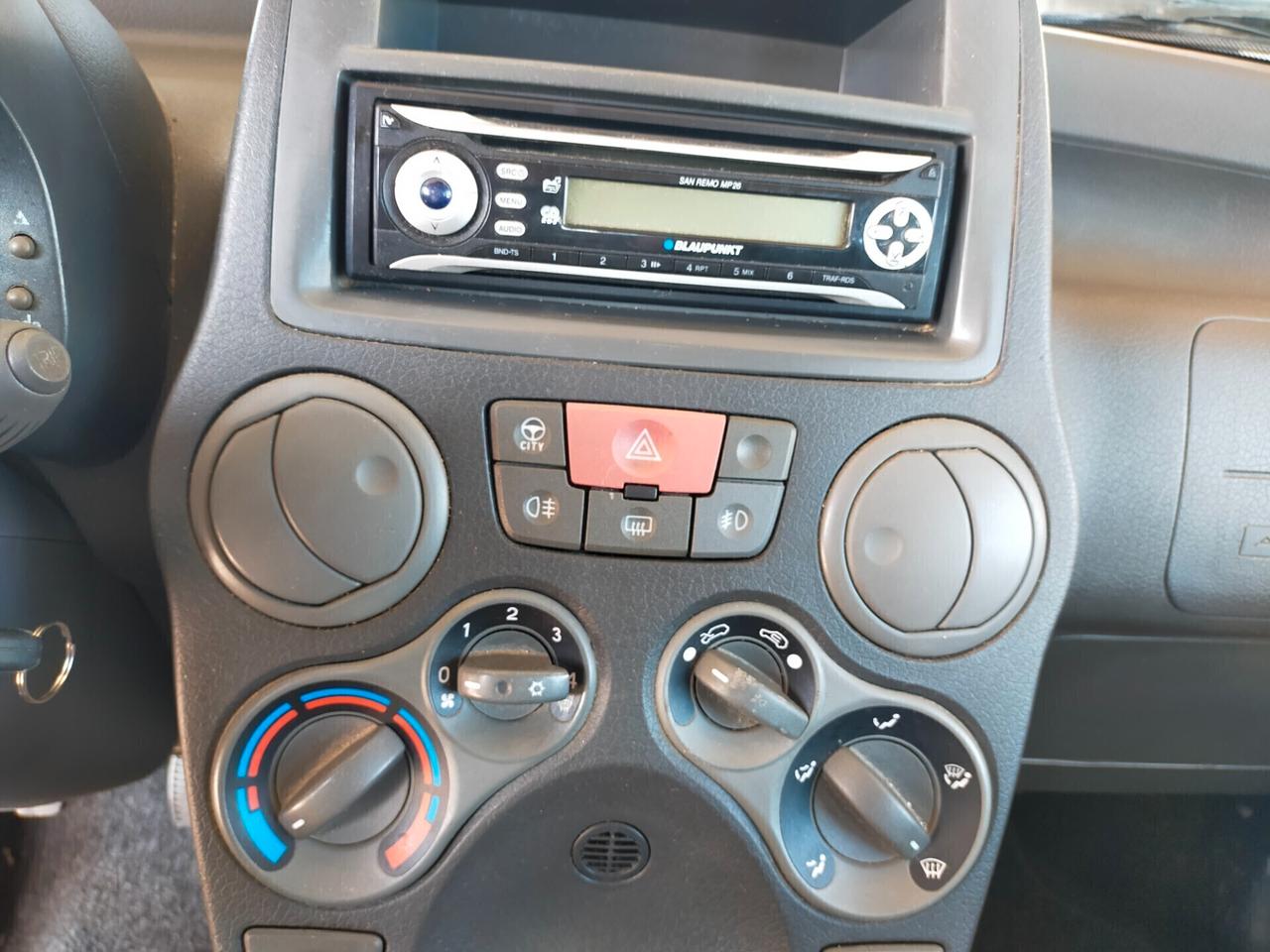 Fiat Panda 1.2 natural power full optional clima