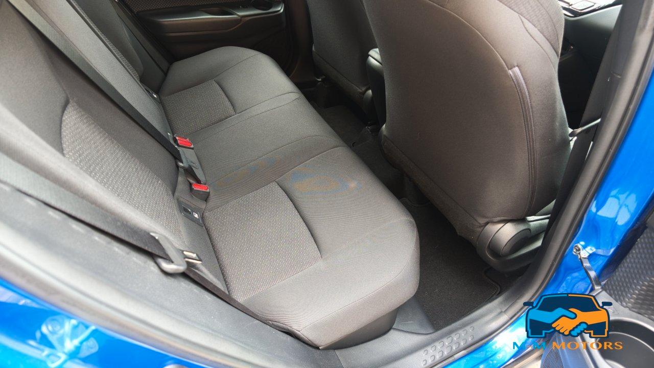 Toyota C-HR 5 Porte C-HR 1.8h Active 2wd e-cvt