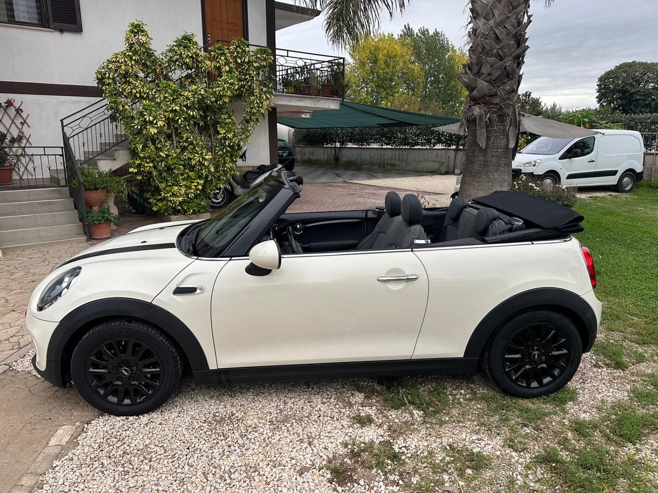 Mini Mini 1.5 Cooper Cabrio