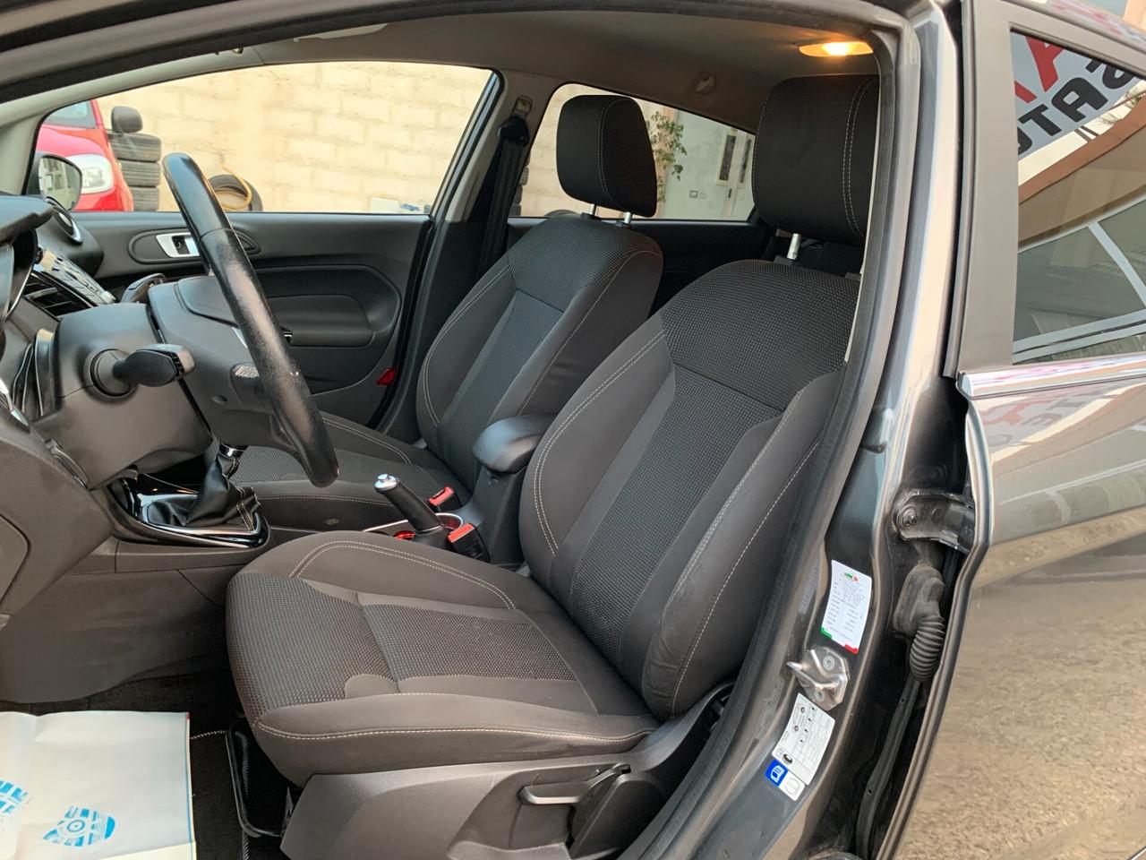 Ford Fiesta 1.5 TDCi 5 porte Titanium