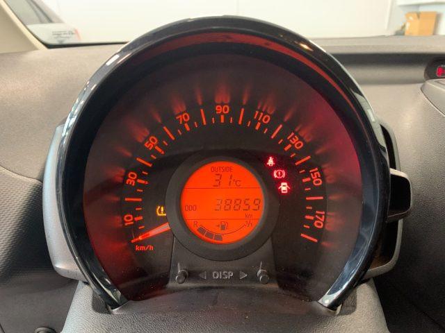 CITROEN C1 1.0 Benzina 5 Porte Shine