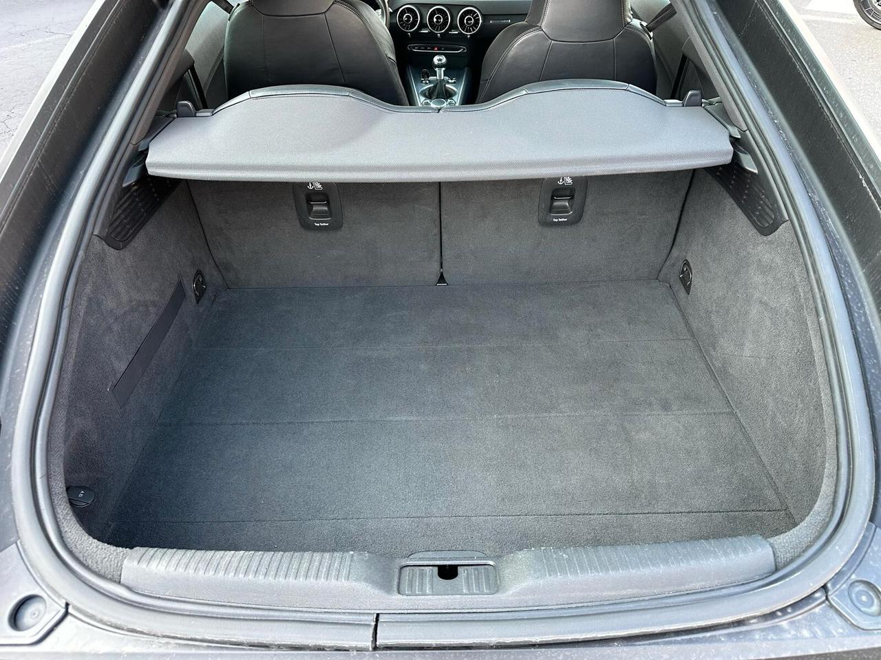 Audi TT COUPE 2.0 TDI ULTRA NUVOLARI LIM. ED