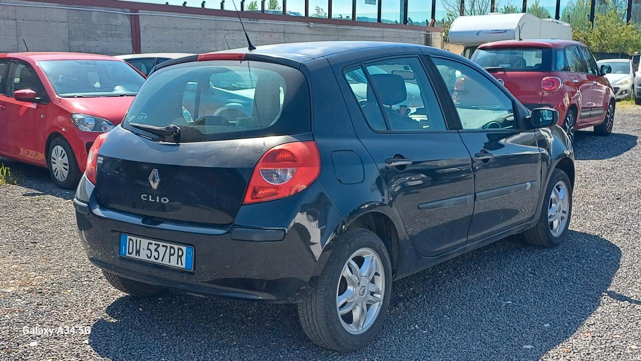 Renault Clio 1.2 5 porte Dynamique