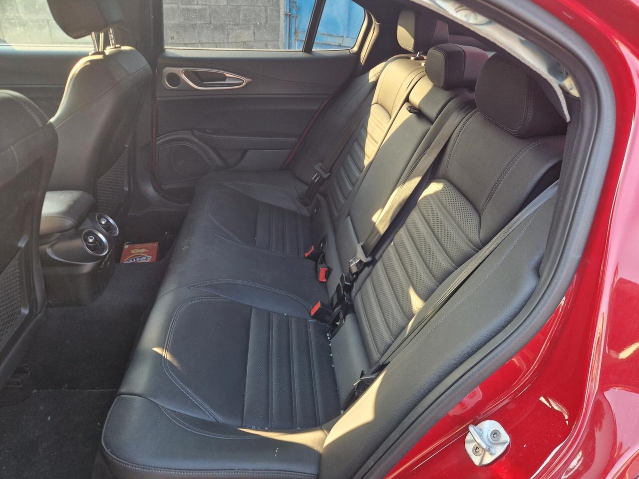 Alfa Romeo Giulia 2.2 160 CV Veloce-2024