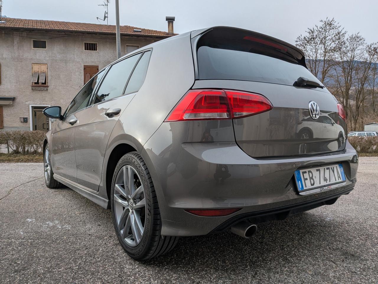 VW GOLF VII 1.6 TDI 110CV R-LINE