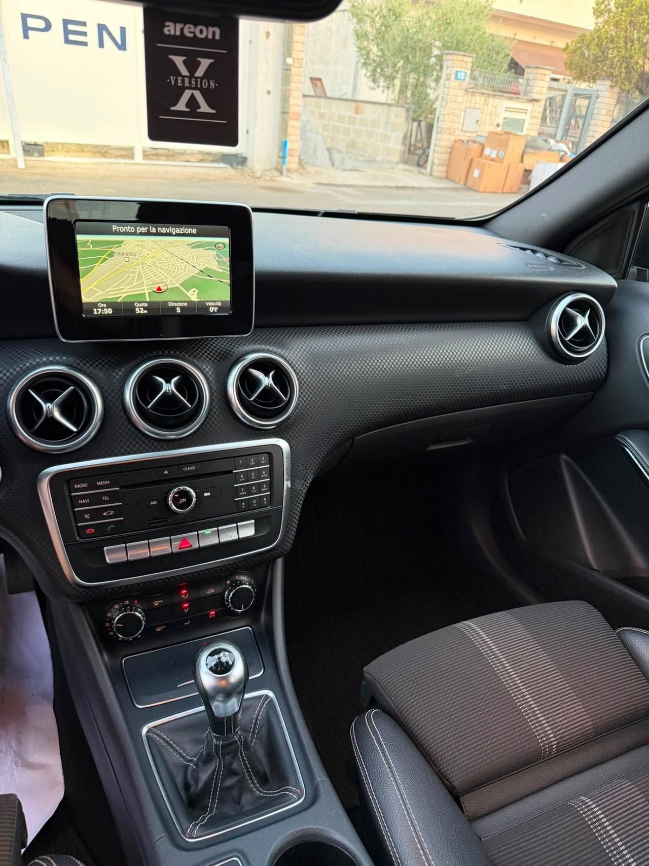 Mercedes-benz A 180 d Sport-2017 LED/17"