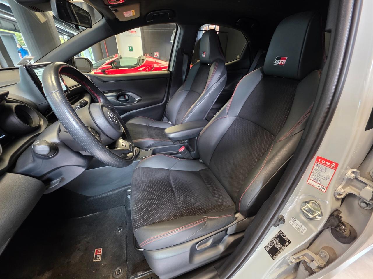 Toyota Yaris 1.5 hybrid GR Sport