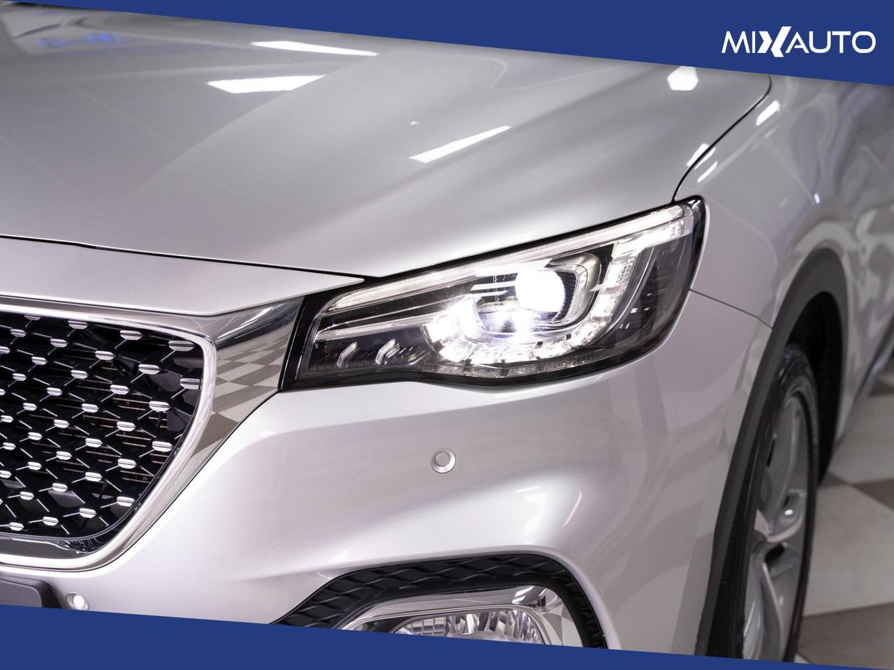 MG HS 1.5 MT Luxury 2WD