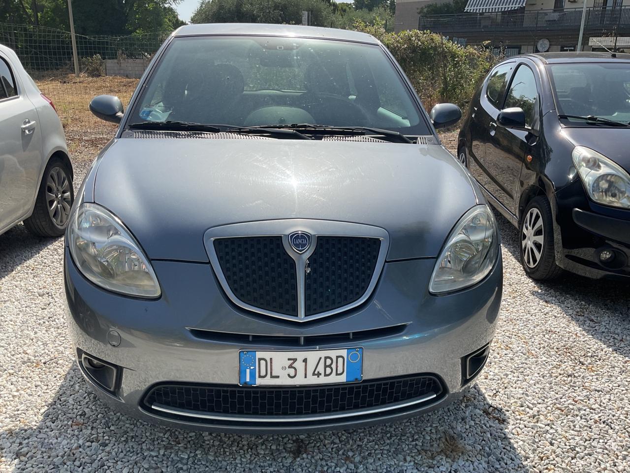 Lancia Ypsilon 1.2 Argento