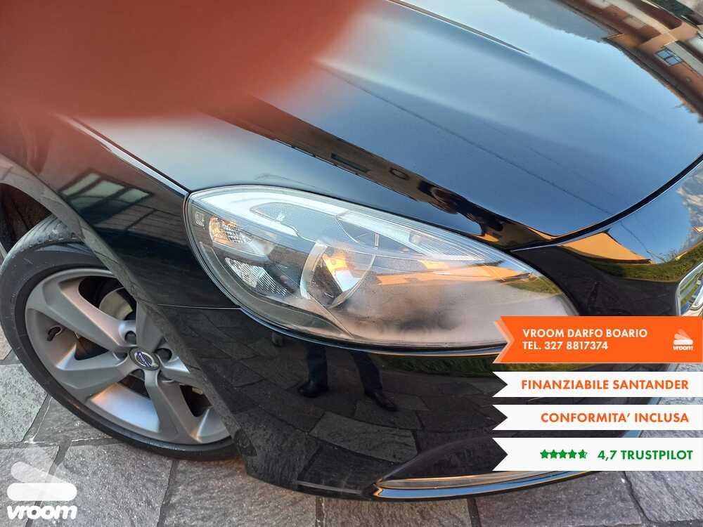 VOLVO V40 (2012-2020) V40 D2 1.6 Momentum