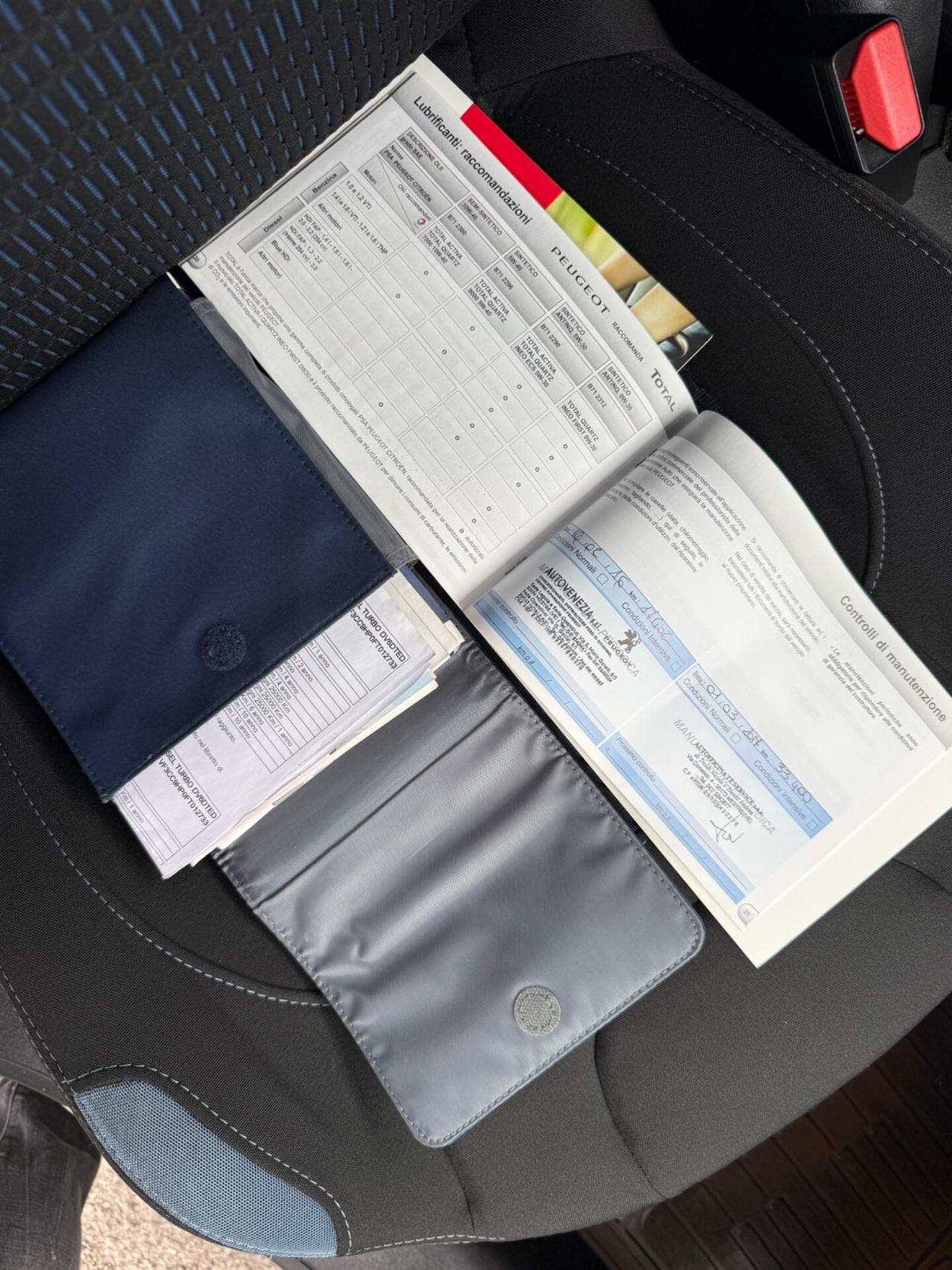 Peugeot 208 1.6 e-HDi 92 OK NEOPATENTATI5 porte Allure