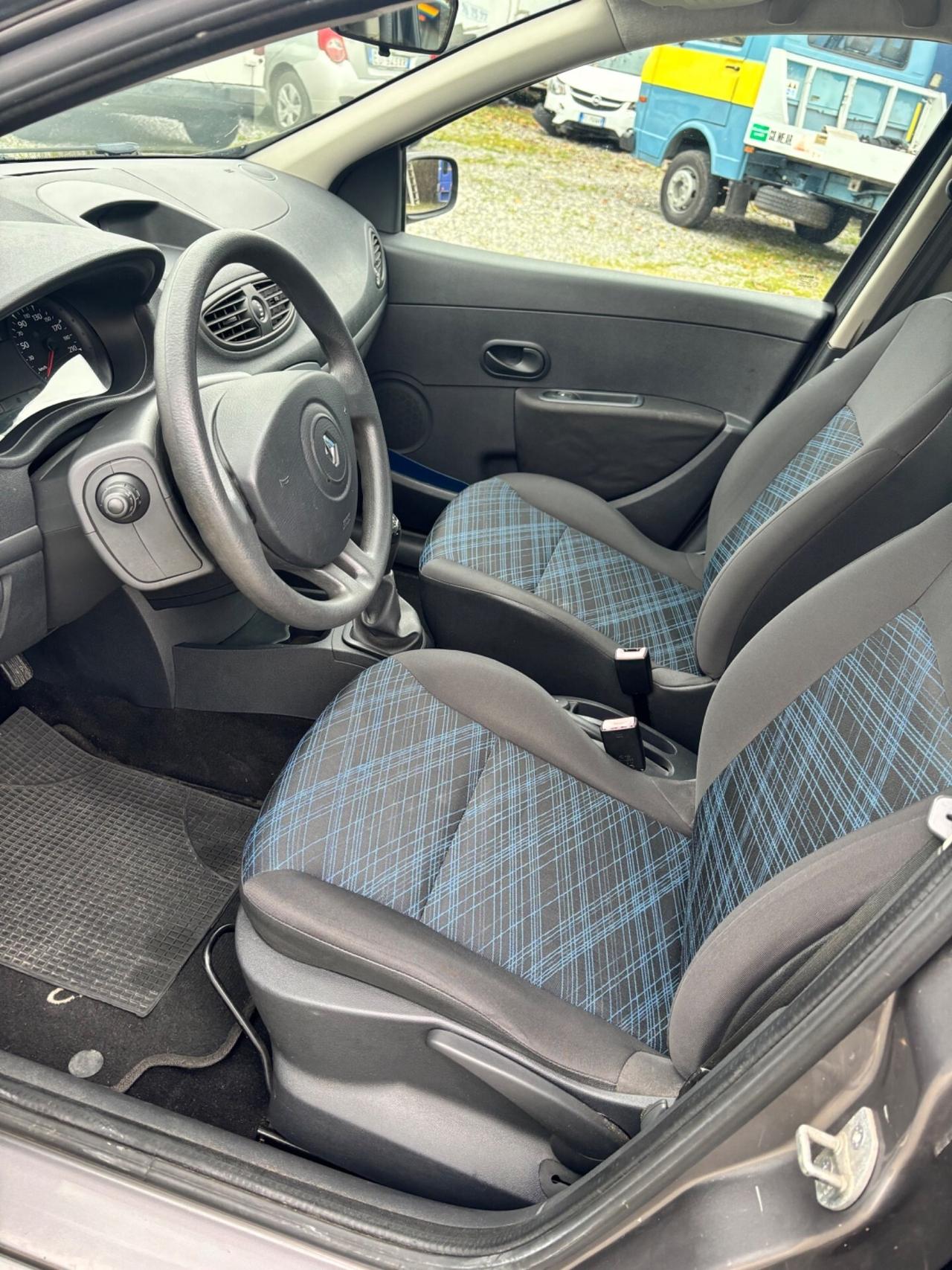 Renault Clio Storia 1.2 5 porte Confort