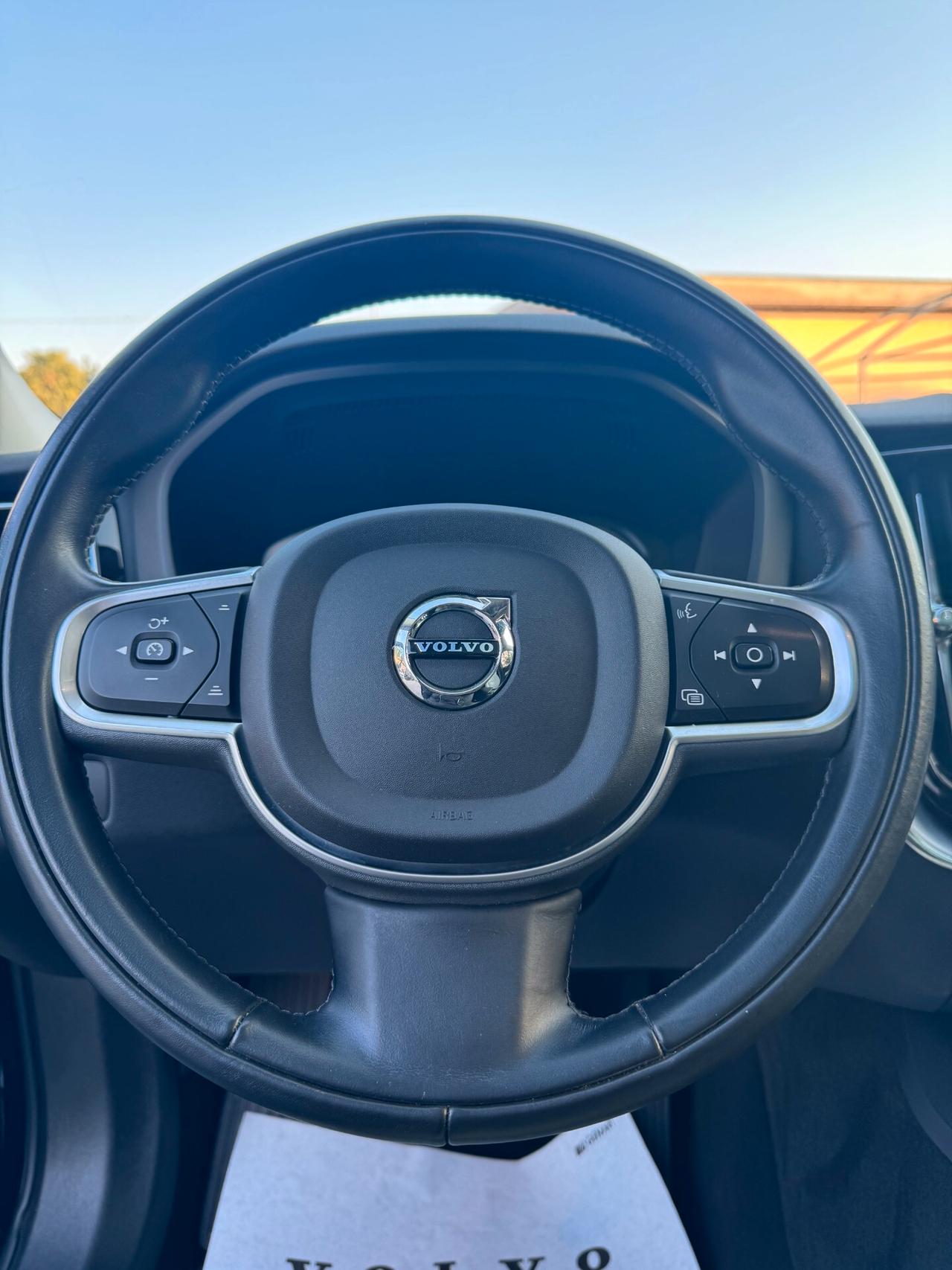 Volvo XC 60 XC60 T6 Recharge Plug-in Hybrid AWD Inscription