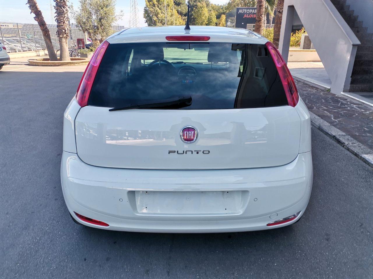 Fiat Punto 5 Porte Punto 5p 1.2 Young c/navi,radio