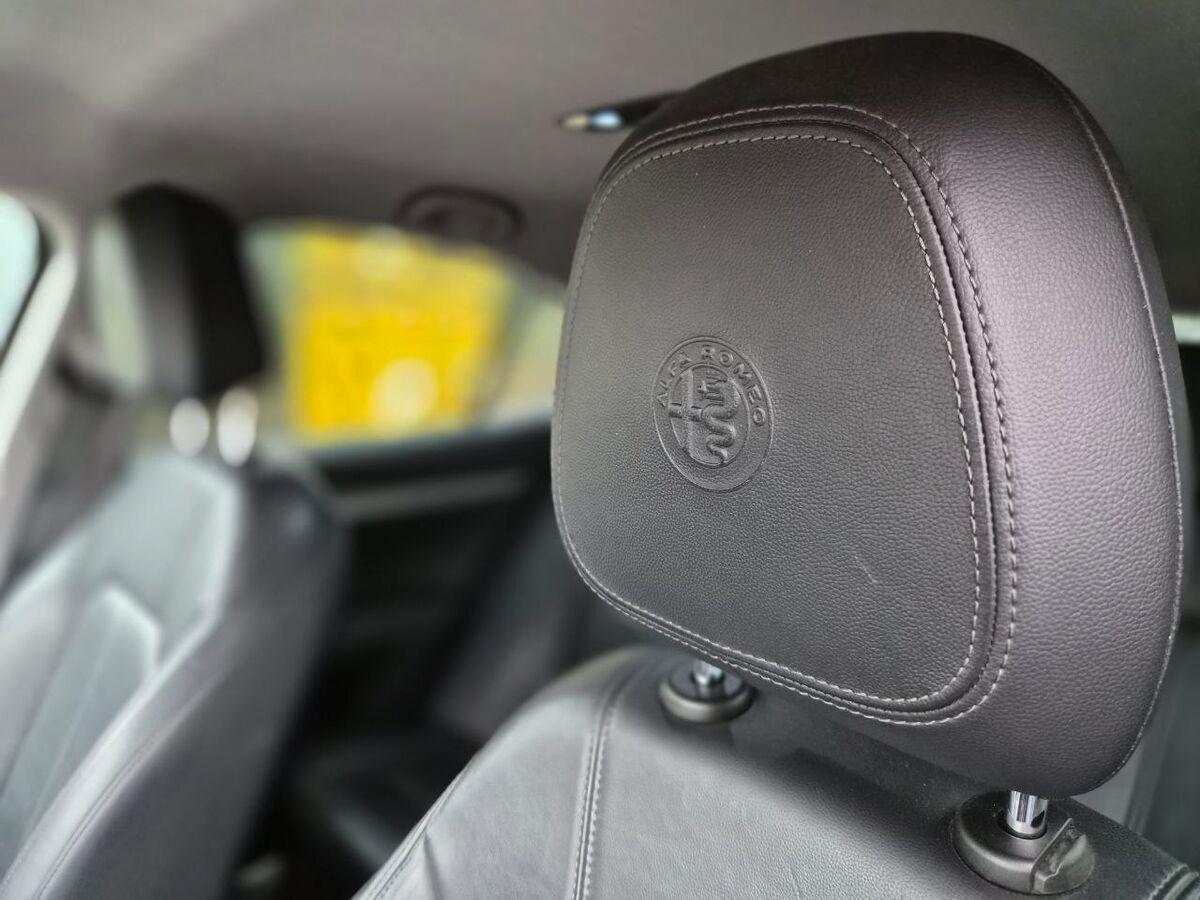 Alfa Romeo Stelvio 2.2 t Business rwd 180cv auto