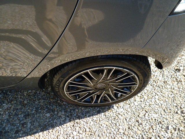 LANCIA Ypsilon 1.2 69 CV 5 porte S&S Gold