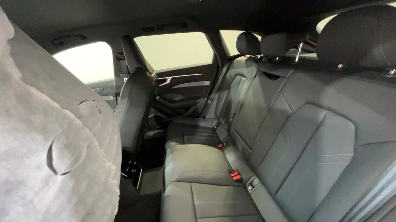 Audi A6 Avant 40 2.0 TDI quattro ultra S tronic line edition